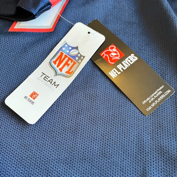 NWT NFL New England Patriots Jersey. - Picture 5 of 7